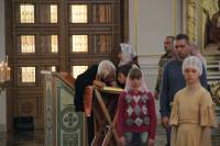   &raquo; Click to zoom ->