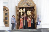   &raquo; Click to zoom ->