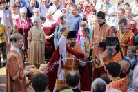   &raquo; Click to zoom ->