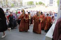   &raquo; Click to zoom ->