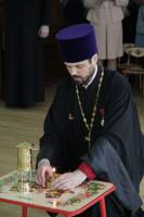   &raquo; Click to zoom ->