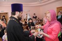   &raquo; Click to zoom ->