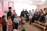   &raquo; Click to zoom ->