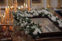   &raquo; Click to zoom ->