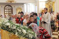   &raquo; Click to zoom ->