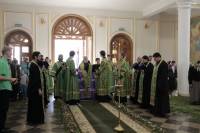   &raquo; Click to zoom ->