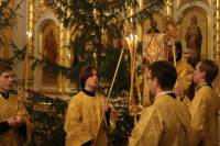   &raquo; Click to zoom ->