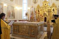   &raquo; Click to zoom ->