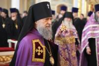   &raquo; Click to zoom ->