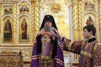   &raquo; Click to zoom ->