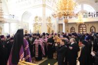   &raquo; Click to zoom ->