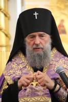   &raquo; Click to zoom ->