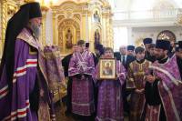   &raquo; Click to zoom ->