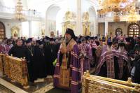   &raquo; Click to zoom ->