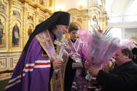   &raquo; Click to zoom ->