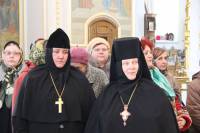   &raquo; Click to zoom ->