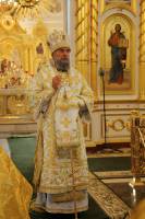   &raquo; Click to zoom ->