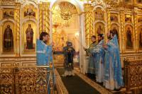   &raquo; Click to zoom ->