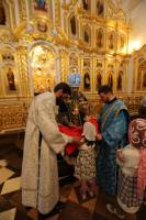   &raquo; Click to zoom ->