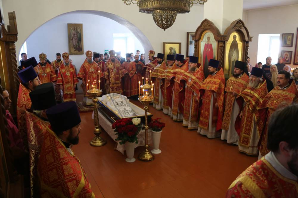   &raquo; Click to zoom ->