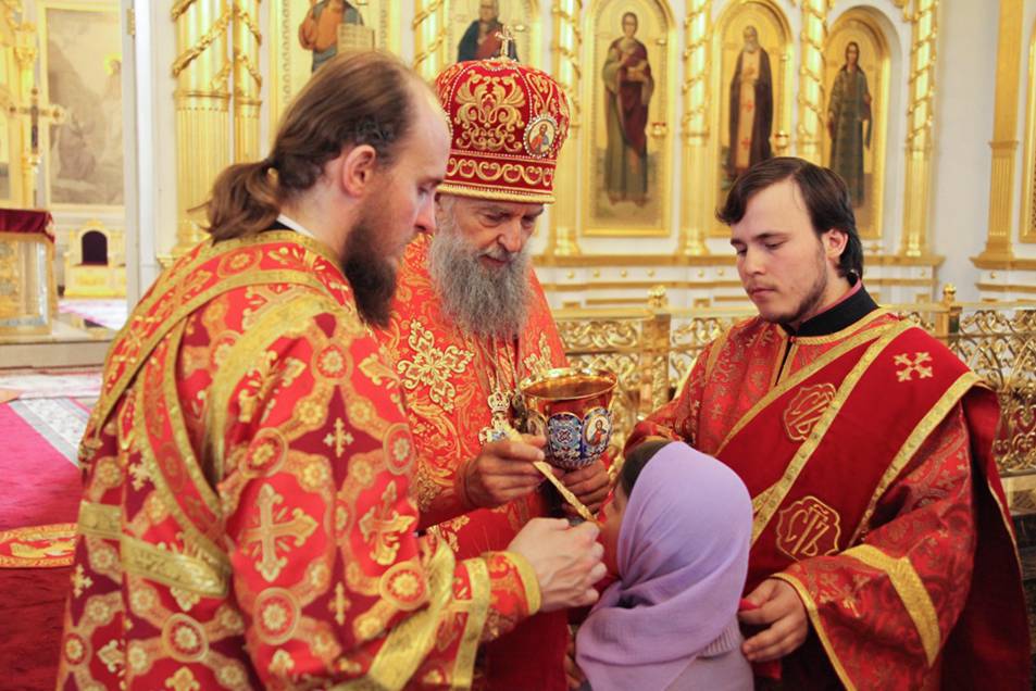   &raquo; Click to zoom ->