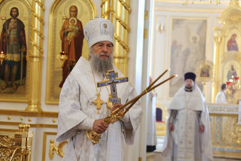   &raquo; Click to zoom ->