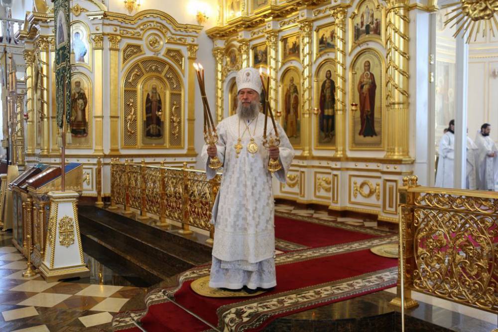   &raquo; Click to zoom ->