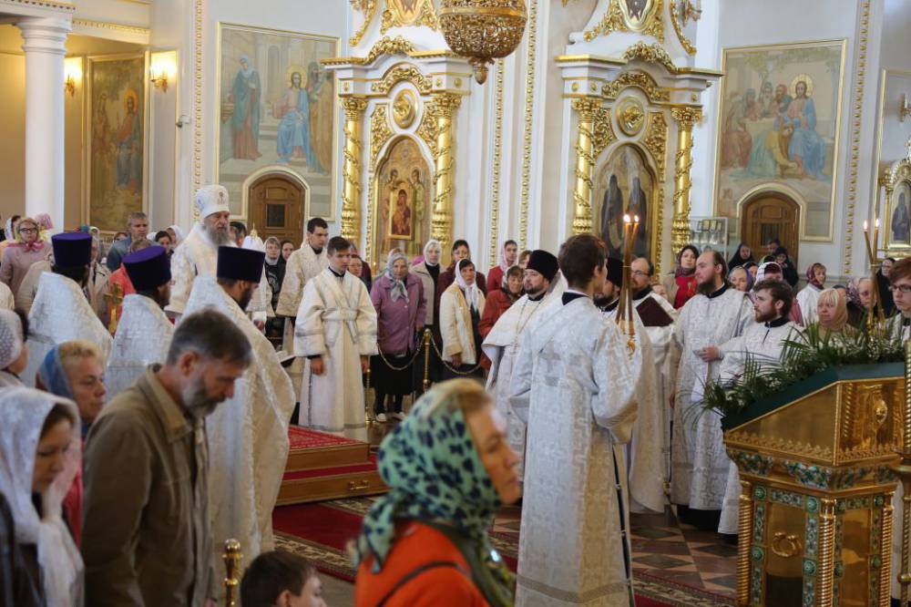   &raquo; Click to zoom ->