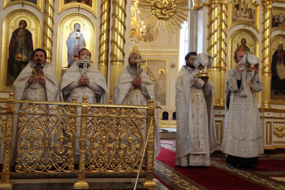   &raquo; Click to zoom ->