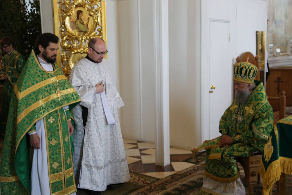   &raquo; Click to zoom ->