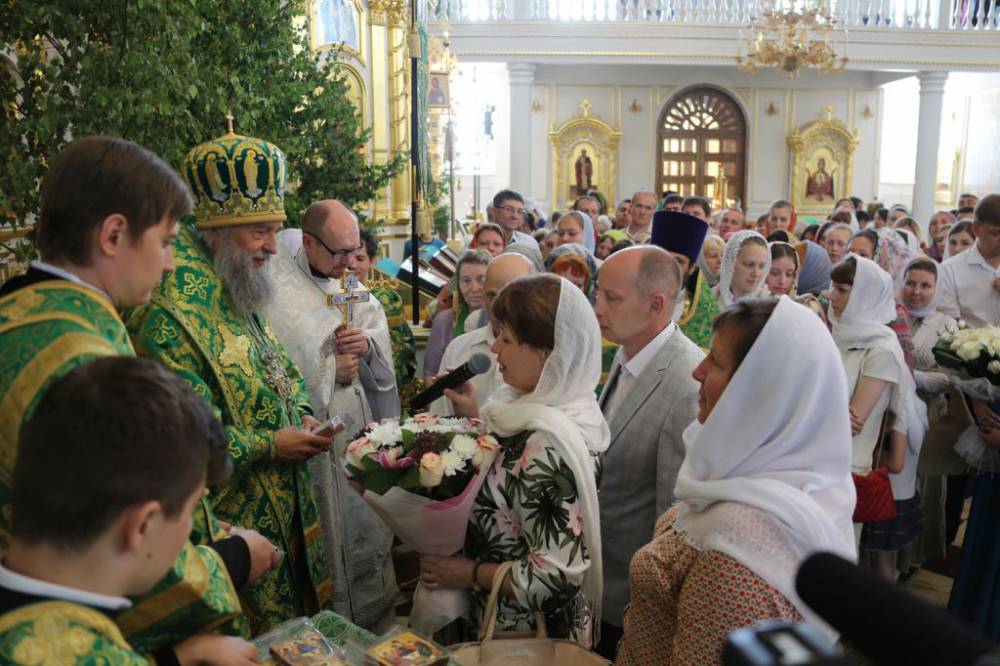   &raquo; Click to zoom ->