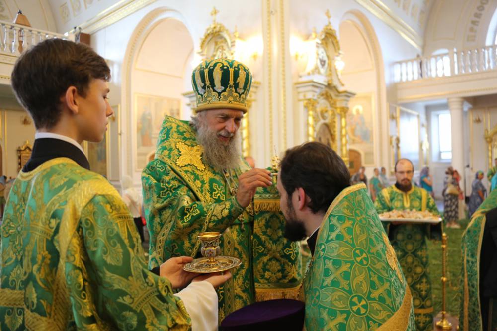   &raquo; Click to zoom ->