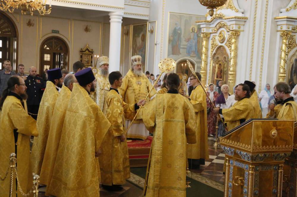   &raquo; Click to zoom ->