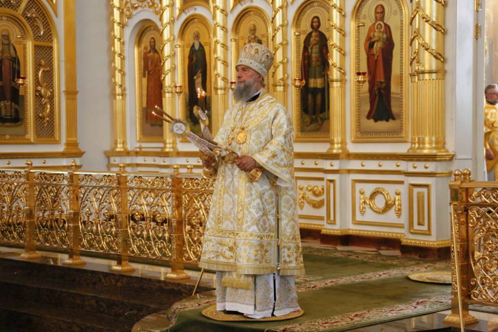   &raquo; Click to zoom ->