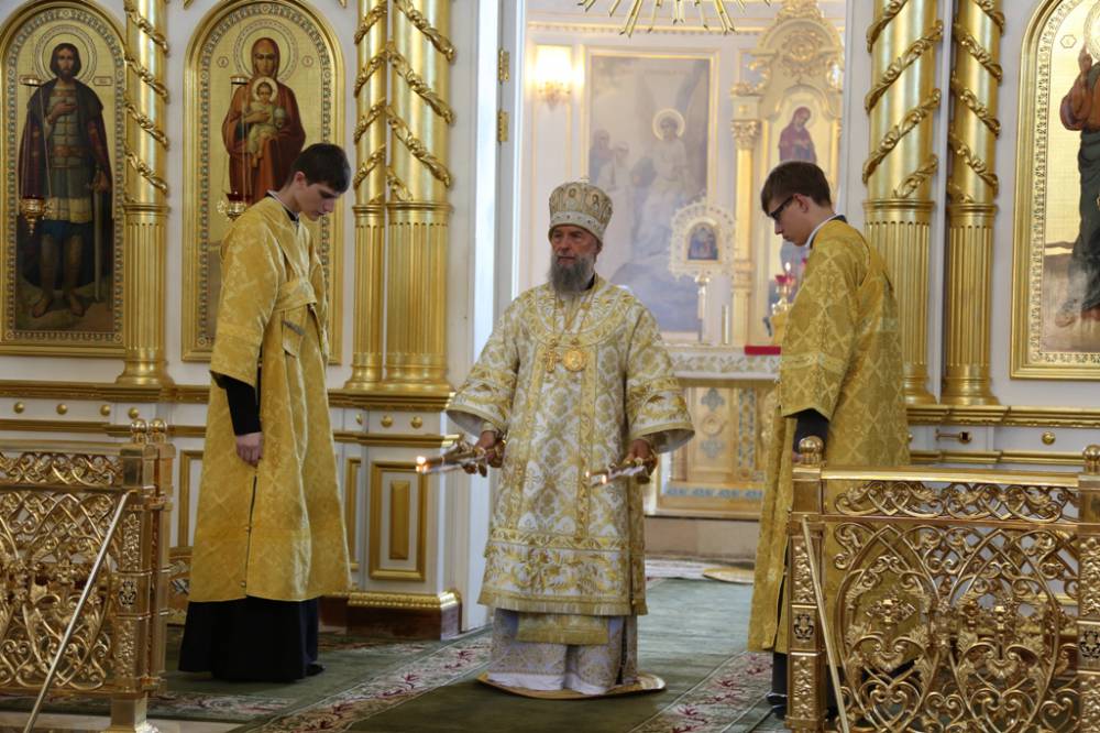   &raquo; Click to zoom ->