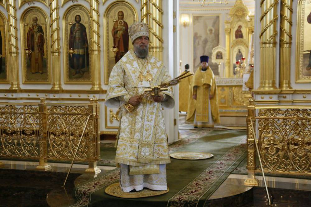   &raquo; Click to zoom ->