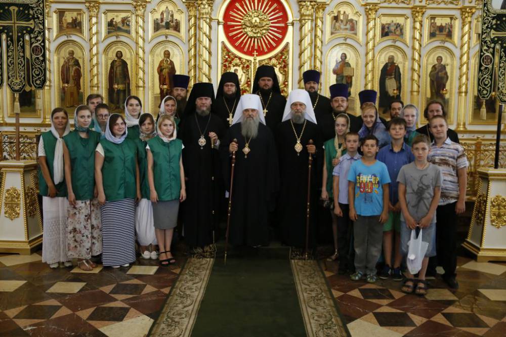   &raquo; Click to zoom ->