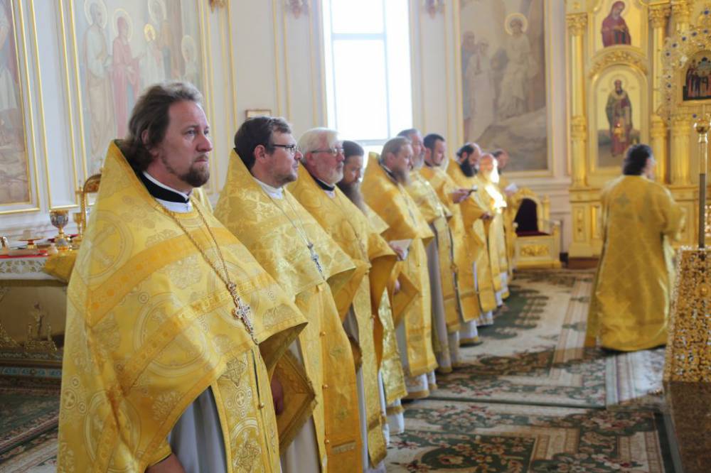   &raquo; Click to zoom ->