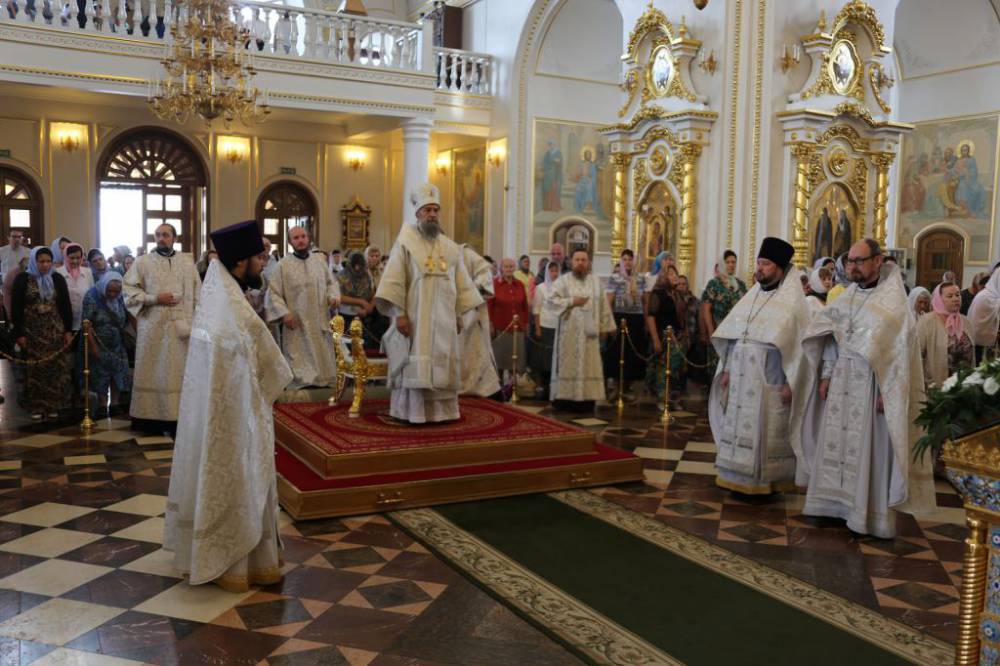   &raquo; Click to zoom ->