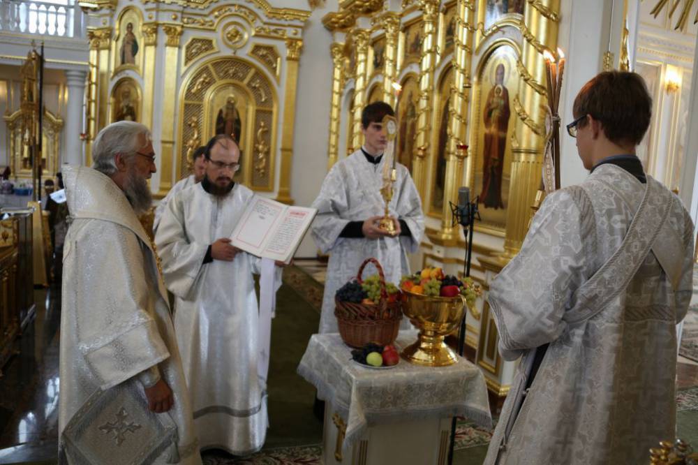   &raquo; Click to zoom ->