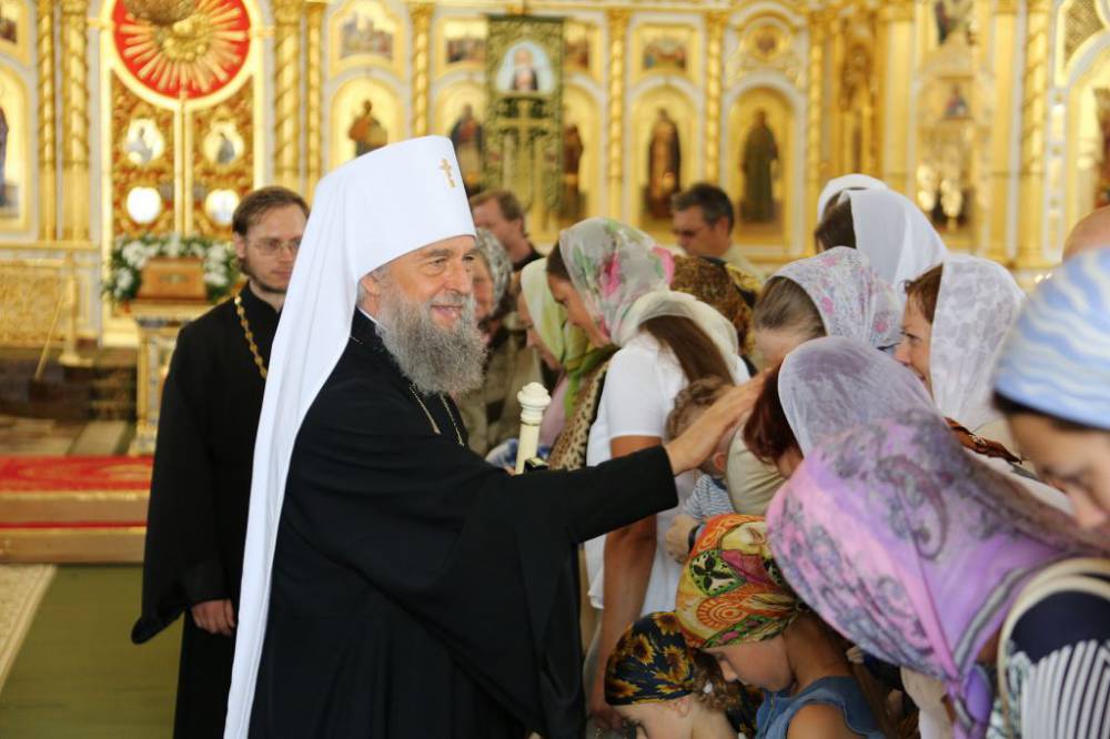   &raquo; Click to zoom ->