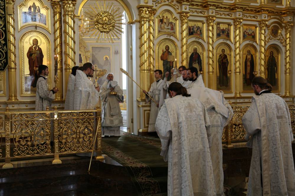   &raquo; Click to zoom ->