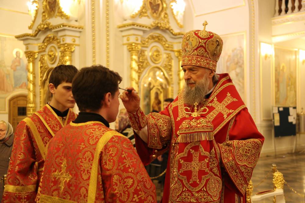   &raquo; Click to zoom ->