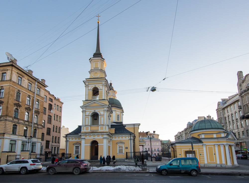   &raquo; Click to zoom ->