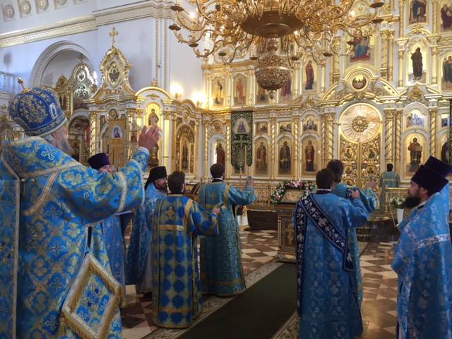   &raquo; Click to zoom ->