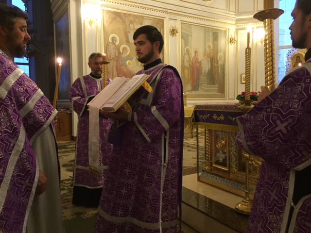   &raquo; Click to zoom ->