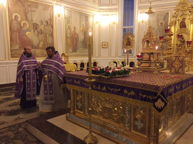   &raquo; Click to zoom ->