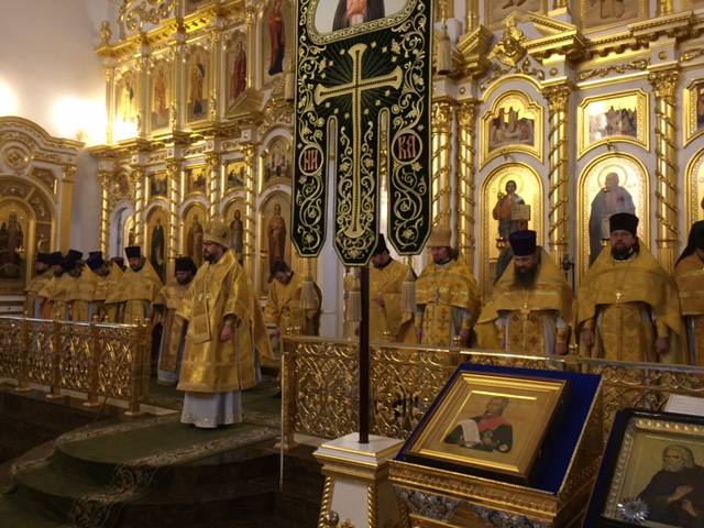   &raquo; Click to zoom ->