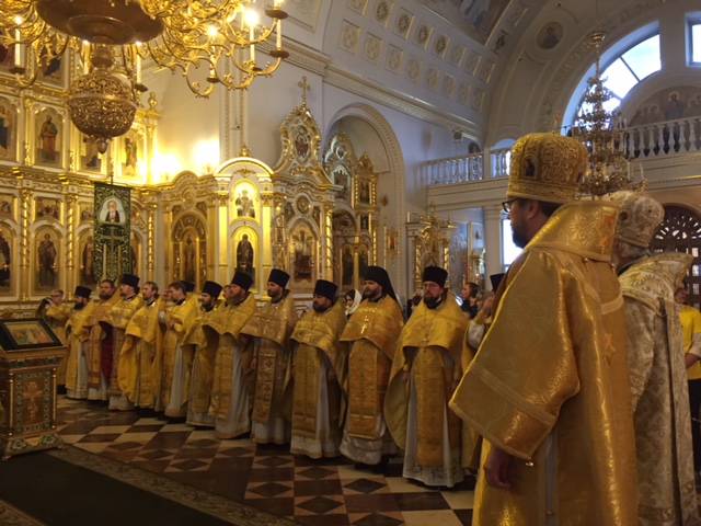   &raquo; Click to zoom ->