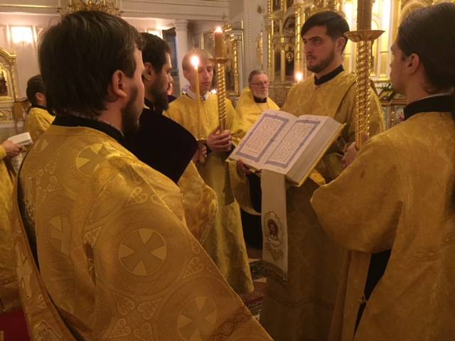   &raquo; Click to zoom ->